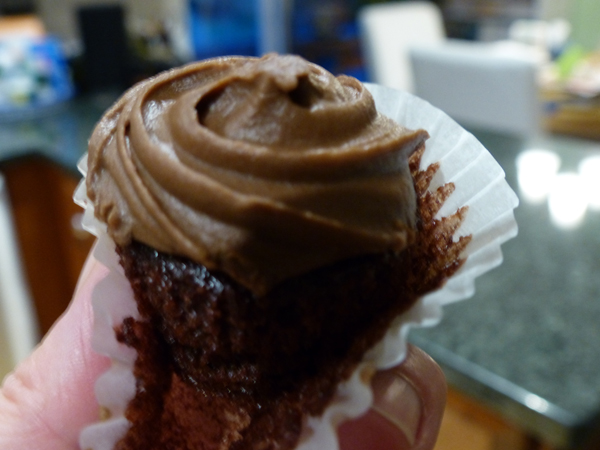 icing deliver vehicle